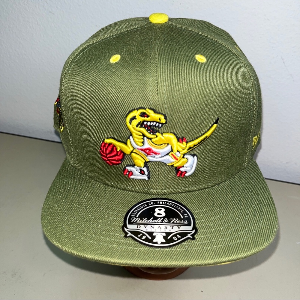 New Mitchell & Ness Olive Toronto Raptors Dusty NBA Draft Fitted Hat Size 8 HWC